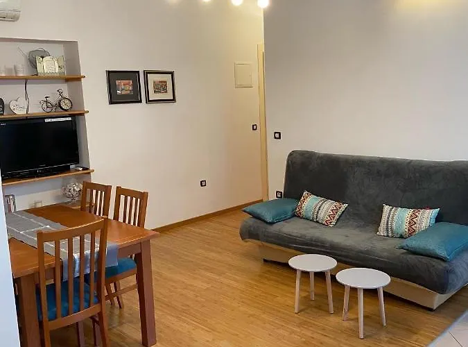 Summertime In Apartman